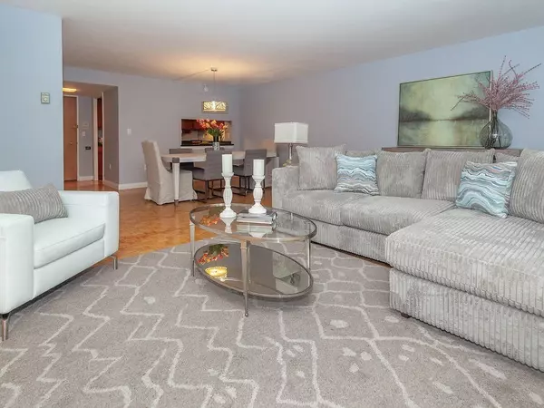 Brookline, MA 02446,45 Longwood Ave #210