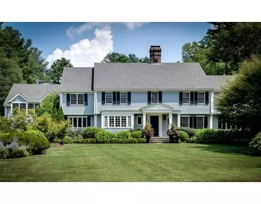 101 Royalston Rd, Wellesley, MA 02481