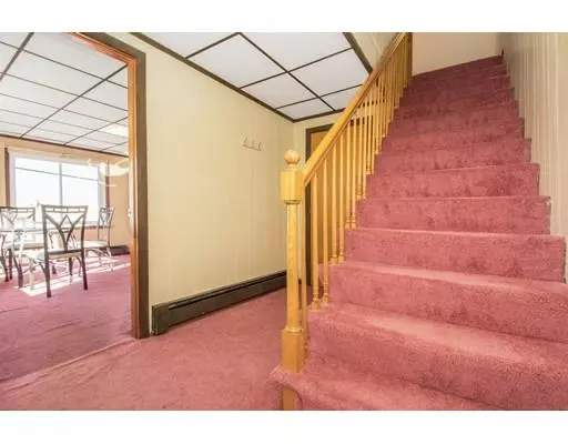 Milford, MA 01757,82 Hayward St