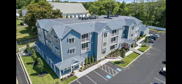 181 South Franklin Street #105, Holbrook, MA 02343