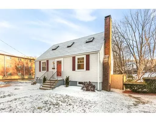 16 Bartley St, Wakefield, MA 01880