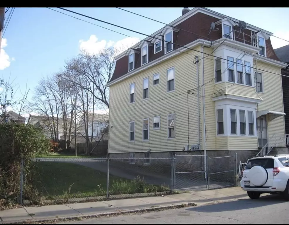 Fall River, MA 02720,114 Melville Street