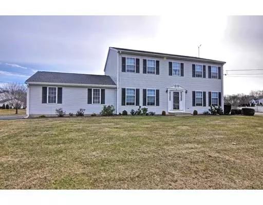 Taunton, MA 02780,14 Lilac Way