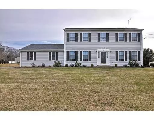 Taunton, MA 02780,14 Lilac Way