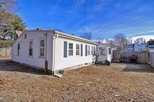 Walpole, MA 02081,555 East St