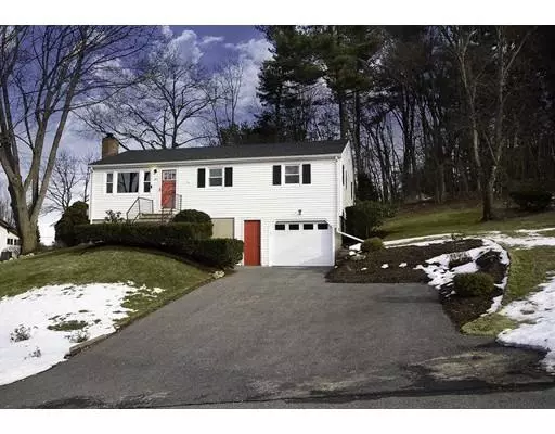 29 Michigan Drive, Hudson, MA 01749