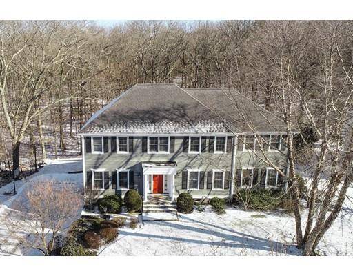 4 Briarwood Lane, Winchester, MA 01890