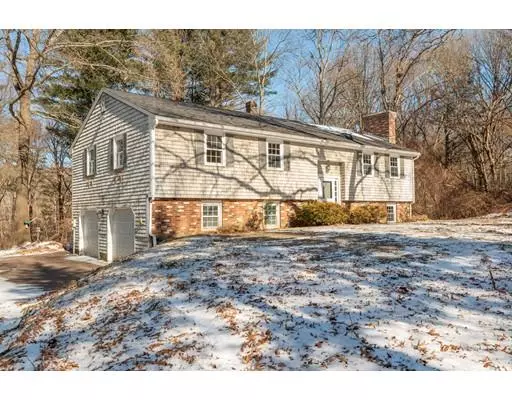 14 Heartbreak Road, Ipswich, MA 01938