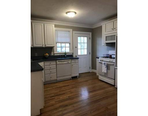 Kingston, MA 02364,97 Howlands Ln