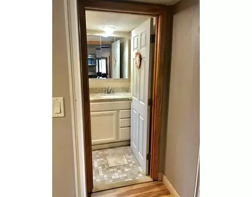 Natick, MA 01760,17 Sunshine Ave