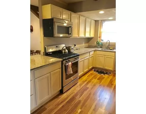 Natick, MA 01760,17 Sunshine Ave