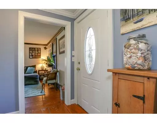 Sandwich, MA 02563,3 Clayton St