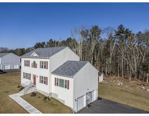 18 Chipaway Rd, Freetown, MA 02717