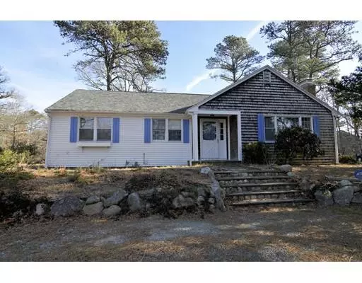 Brewster, MA 02631,19 Seamans Ln