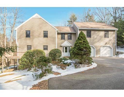 25 Glendale Rd, Sturbridge, MA 01518