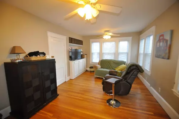 Beverly, MA 01915,15 Ashton St