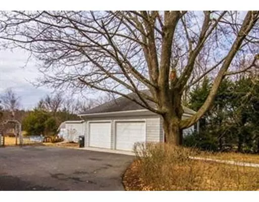 Palmer, MA 01080,38 Ruggles St