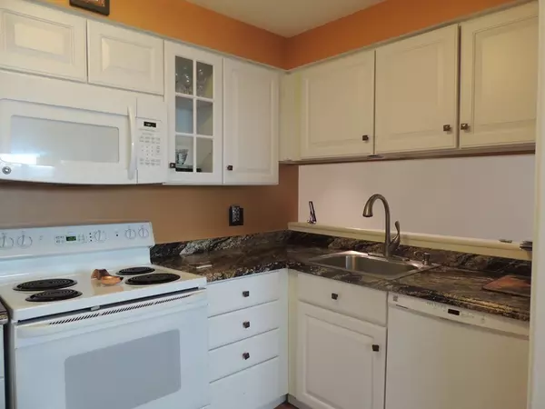 Beverly, MA 01915,15 Stone Street #I