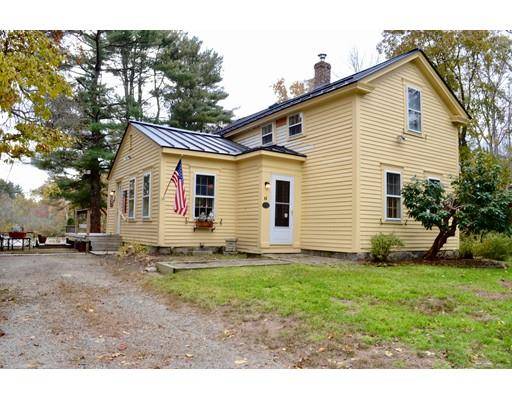 11 Washburn Rd, Freetown, MA 02717