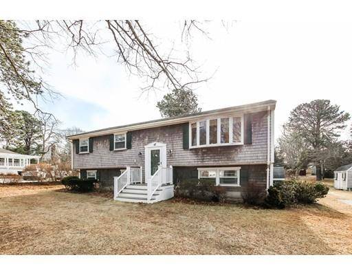 47 Spruce Dr, Bourne, MA 02559