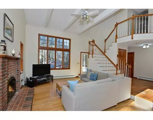 Westport, MA 02790,64 Forsythia Lane