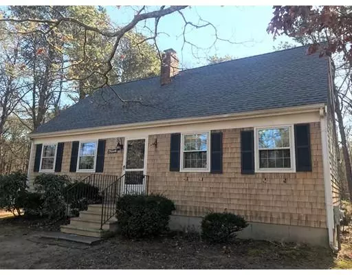 172 Whippoorwill Cir, Mashpee, MA 02649