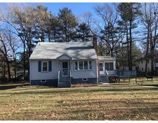 20 Hawthorne Rd, Holbrook, MA 02343