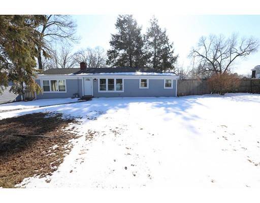 833 Pendleton Avenue, Chicopee, MA 01020