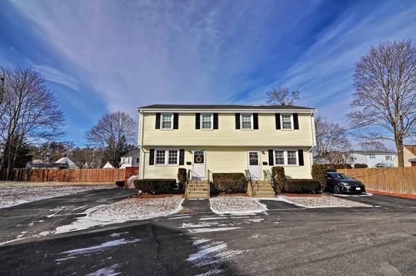 Stoughton, MA 02072,30 Whiting Way #30