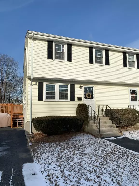 30 Whiting Way #30, Stoughton, MA 02072