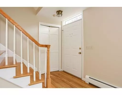 Yarmouth, MA 02675,19 Clinton Drive