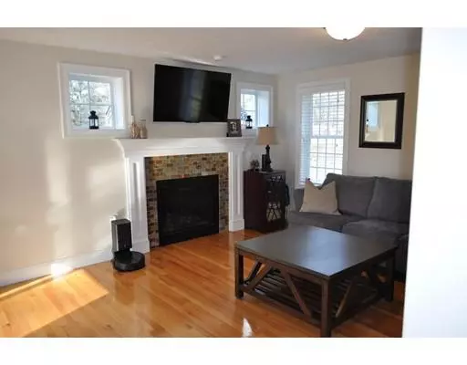 Lakeville, MA 02347,2 Robbins Lane