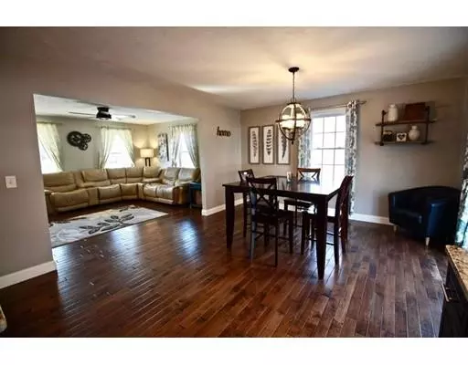 Berkley, MA 02779,17 42nd Street