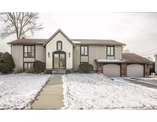 North Providence, RI 02904,32 Sorrell Rd