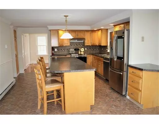 Swansea, MA 02777,489 Hailes Hill Rd