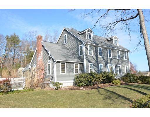 40 Roger Goodwin Drive, Wrentham, MA 02093