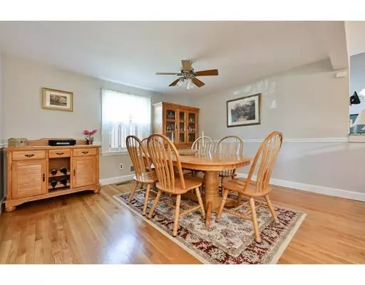 Dedham, MA 02026,10 Stoughton Rd