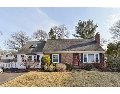 Dedham, MA 02026,10 Stoughton Rd