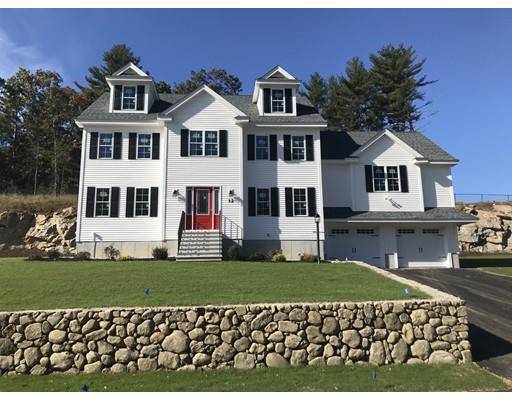 12 Fieldstone Lane, Billerica, MA 01821