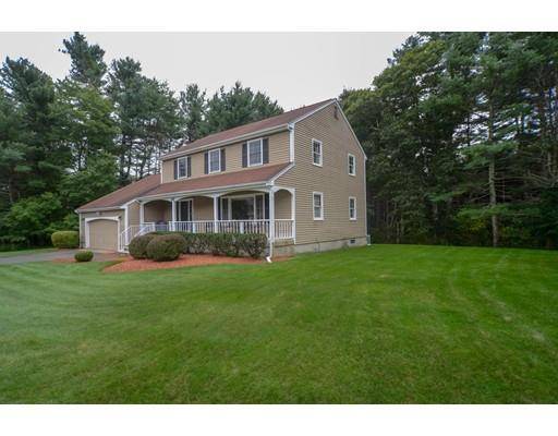 33 Cleary Dr, Stoughton, MA 02072