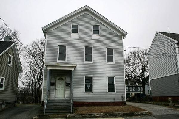 255-259 Arnold St, Woonsocket, RI 02895