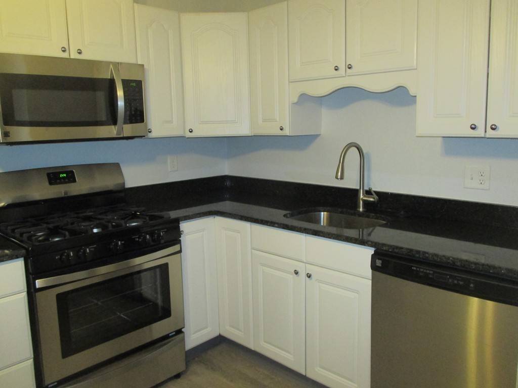 Billerica, MA 01821,18 Kenmar Dr #151