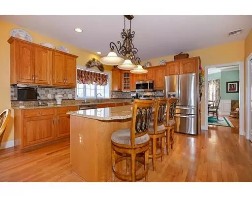 Mendon, MA 01756,5 Blueberry Drive