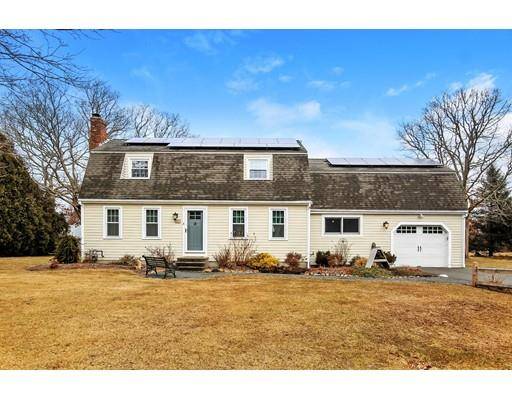 8 Piccadilly Road, Sandwich, MA 02563