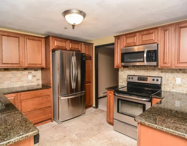 Boxborough, MA 01719,50 Spencer Rd - #26L