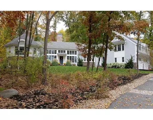 1831 Great Pond Rd, North Andover, MA 01845