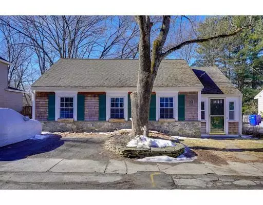 11 Forest St, Maynard, MA 01754