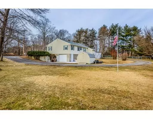 572 Berkley St, Berkley, MA 02779