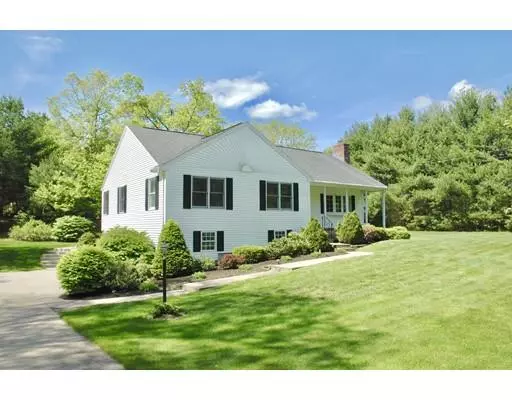 118 Taunton St, Plainville, MA 02762