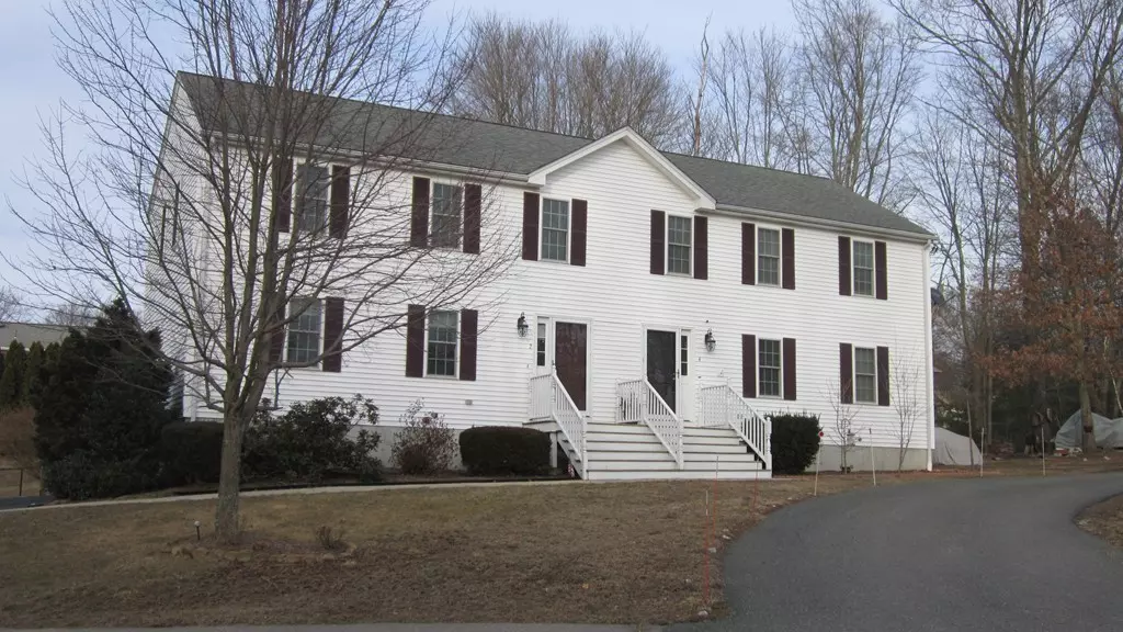 Milford, MA 01757,4 Canali Drive #4